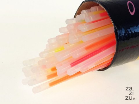 Bransoletki łamane 21cm fluo świecące w ciemności 50 szt. w tubie 28 x 6cm Bransoletki łamane 21cm fluo świecące w ciemności 50 szt. w tubie 28 x 6cm