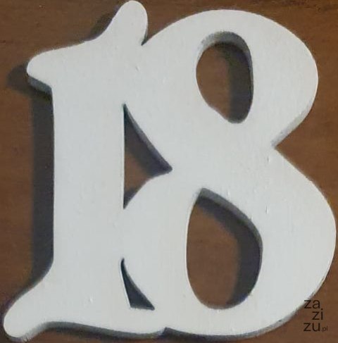 Cyfry drewniane białe ażurowe 5x5 cm "18" 10szt. Cyfry drewniane białe ażurowe 5x5 cm "18" 10szt.
