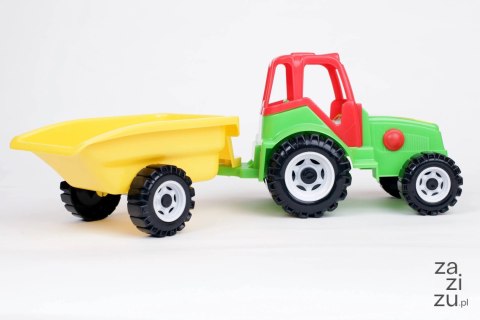 Traktor z przyczepą w siatce Traktor z przyczepą w siatce