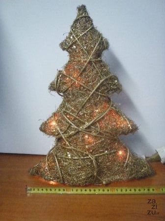 Choinka rattan 40cm + 10lampek Choinka rattan 40cm + 10lampek