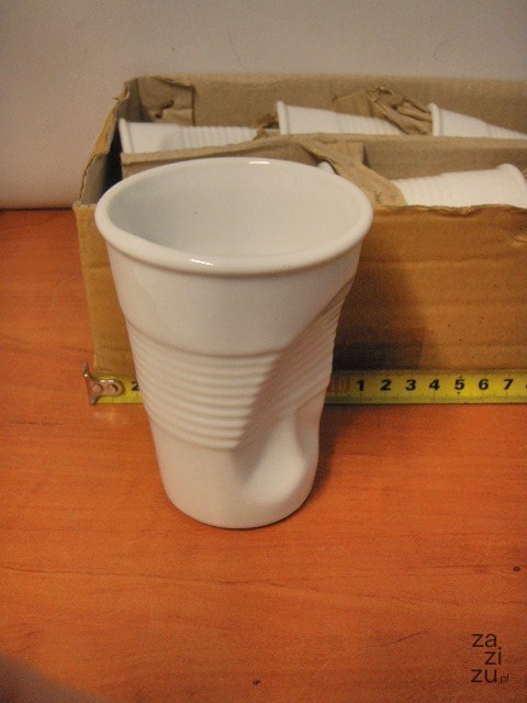 Kubek wgnieciony 6szt. 210ml 7,5x11 | YM0165 Kubek wgnieciony 6szt. 210ml 7,5x11 | YM0165