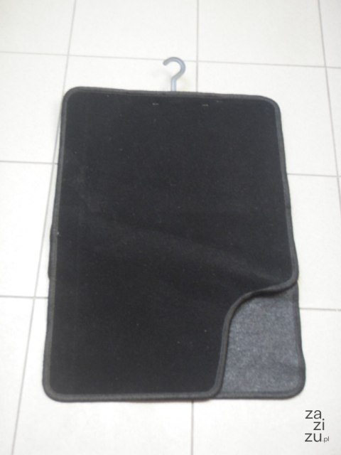 Dywaniki samochodowe ekonomiczne 000889 Dywaniki samochodowe ekonomiczne 000889