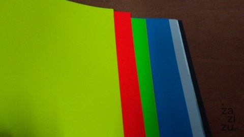 Papier 10szt. kolorowy samoprzylepny A5 Papier 10szt. kolorowy samoprzylepny A5