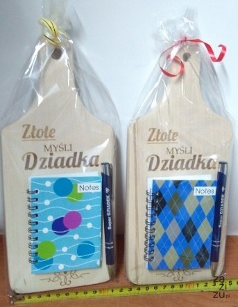 Deska + notes DZIADEK 26,5 x 11,5 cm. Deska + notes DZIADEK 26,5 x 11,5 cm.