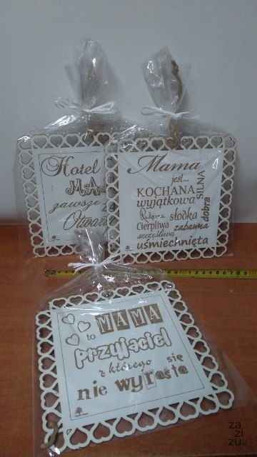 Tabliczka drewno kwadrat ażur MAMA Tabliczka drewno kwadrat ażur MAMA