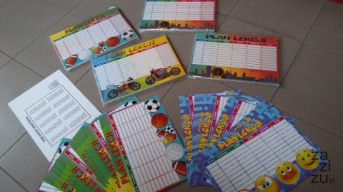 Plan lekcji + tabliczka mnożenia A4 mix 25szt Plan lekcji + tabliczka mnożenia A4 mix 25szt