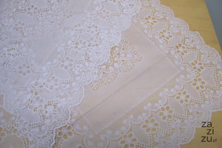 Bieżnik mały PCV 45x90cm - biały 10szt Bieżnik mały PCV 45x90cm - biały 10szt