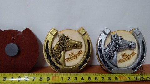 Sklejka magnes z podkową 8 x 7,5 cm NR.83 Sklejka magnes z podkową 8 x 7,5 cm NR.83