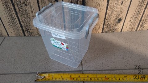Pojemnik kwadrat 1,8l MULTI BOX | HOB021131 Pojemnik kwadrat 1,8l MULTI BOX | HOB021131