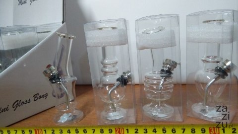 Bongo /fajka wodna szklana 12cm Bongo /fajka wodna szklana 12cm