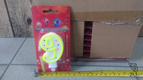 Świeczka 24szt cyfra KROPKI ,,9'' Świeczka 24szt cyfra KROPKI ,,9''