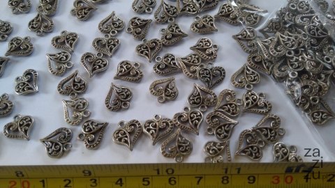 Zawieszka metalowa oksydowa SERCE AŻUR 25szt Zawieszka metalowa oksydowa SERCE AŻUR 25szt