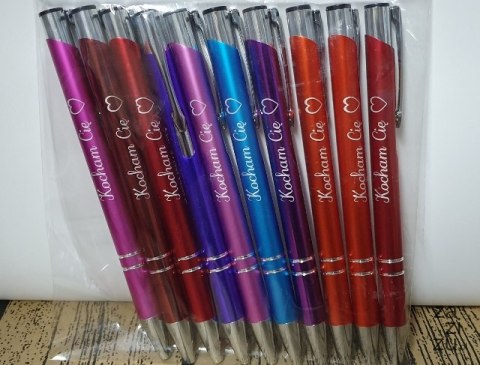 Długopis metalowy 10szt KOCHAM CIĘ Długopis metalowy 10szt KOCHAM CIĘ