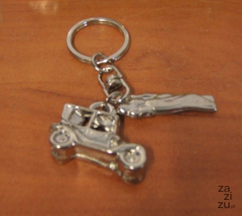 Brelok metalowy auto + Św. Krzysztof 10 szt. Brelok metalowy auto + Św. Krzysztof 10 szt.