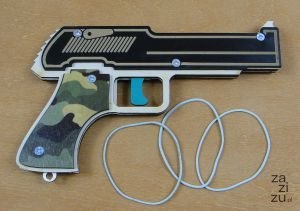 Pistolet na gumki z kolorowym drukiem 20 cm. - P1254 Pistolet na gumki z kolorowym drukiem 20 cm. - P1254
