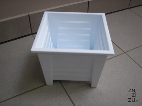Doniczka kwadrat 18cm biała Doniczka kwadrat 18cm biała