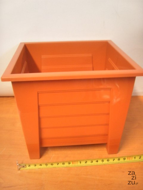 Doniczka kwadrat 18cm biała Doniczka kwadrat 18cm biała